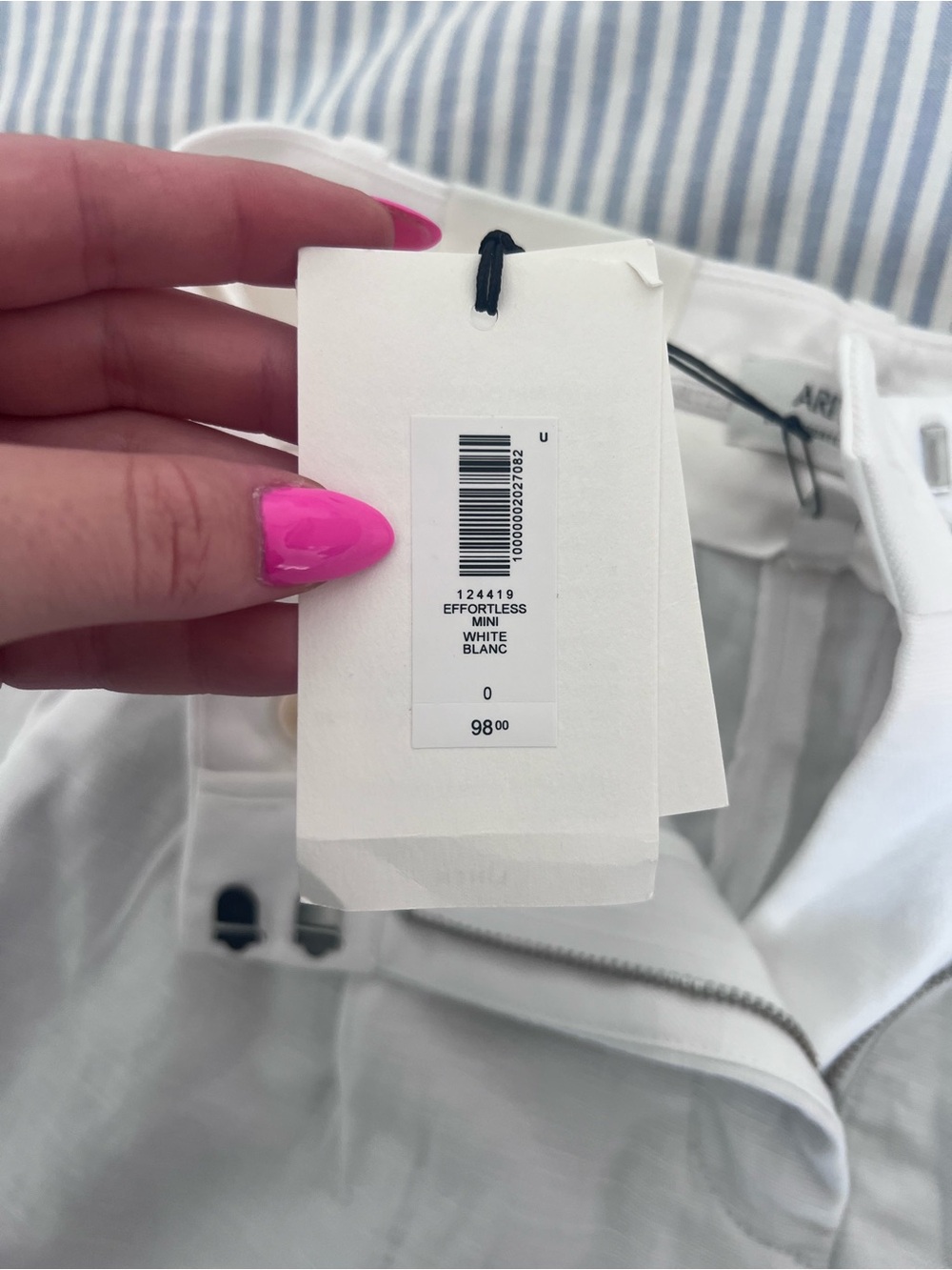 Aritzia Linen shorts - Picture 3 of 5